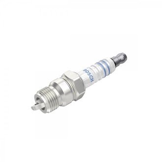 0242225622 BOSCH Свеча зажигания HR 9 BC+ 0.9