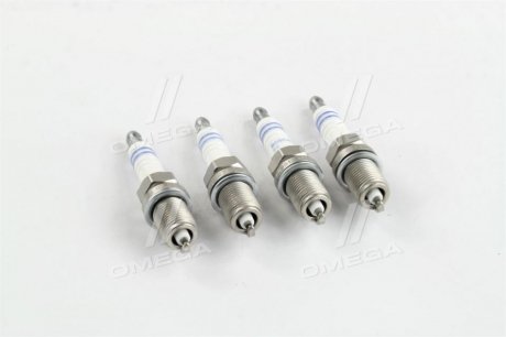 0242235913 BOSCH Свеча зажигания fr7dcxe nickel chevrolet aveo, lacetti, daewoo lanos 4шт. (пр-во bosch)