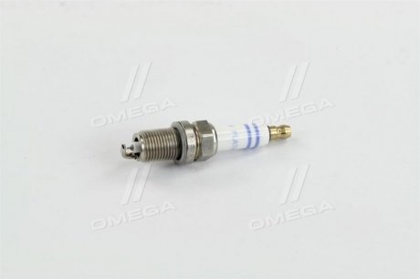 0242240628 BOSCH Свеча зажигания fr6dpp double platinum (porsche) (пр-во bosch)