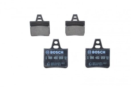 0986460958 BOSCH Комплект тормозных колодок дисковый тормоз