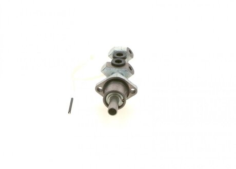 F026003518 BOSCH Головний тормозной цилиндр