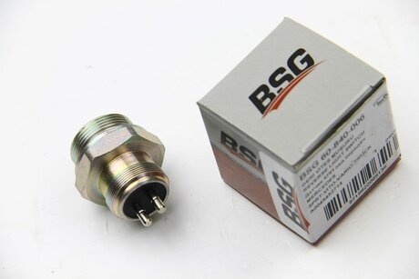 BSG 60-840-006 BSG Выключатель света заднего хода Sprinter/LT 95-06 BSG BSG 60-840-006