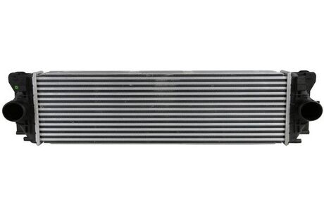 FT55529 FAST Радиатор інтеркулєра DB Sprinter 06-