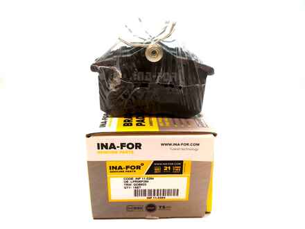 INF 11.0294 INA-FOR Тормозные колодки задние (15.2mm) VWGolf/Vento1,8/2,0GTi;2,8VR6 8/92-;Peugeot405