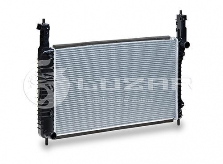 LRc 0545 LUZAR Радиатор охлаждения Captiva 2.0TD (06-) МКПП 673*408*26 (LRc 0545) Luzar