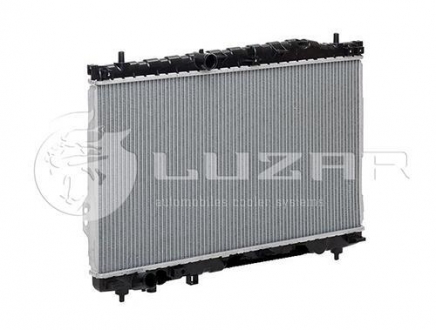LRc 08A3 LUZAR Радиатор охлаждения Trajet 2.0/2.4/2.7 (00-) МКПП (LRc 08A3) Luzar