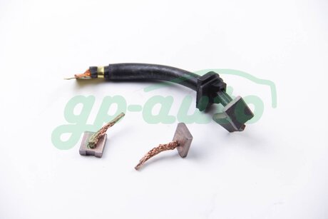 81015056 PowerMax Щетки стартера ( к-кт ) Combo/Astra G/H/Corsa 1.7CDTI POWERMAX 81015056