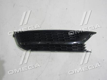 051 4629 914 TEMPEST Решетка бампера пер. пра. VW PASSAT B7 11-15 (TEMPEST)